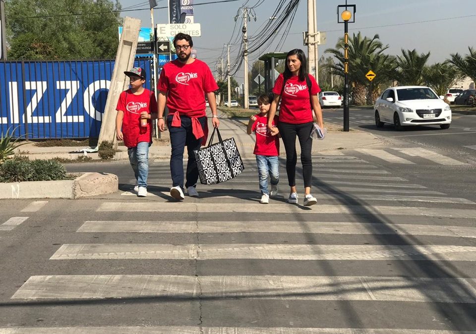 Chile: Familias bendiciendo a familias